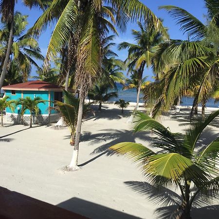 Blue Marlin Beach Resort Dangriga Kültér fotó