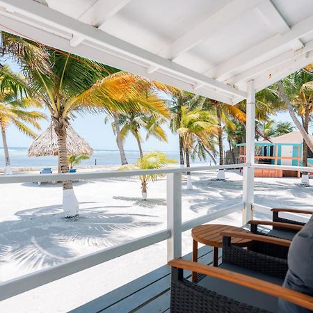 Blue Marlin Beach Resort Dangriga Kültér fotó
